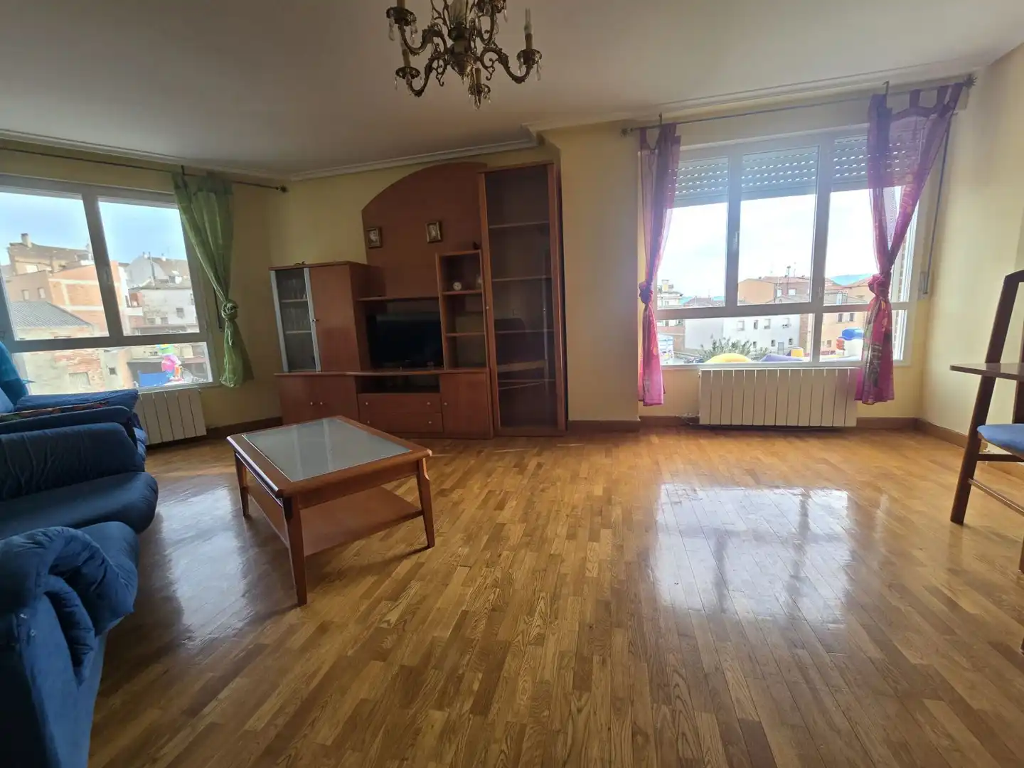 Sala de estar de Dúplex en venta en Villamediana de Iregua con Calefacción y Amueblado