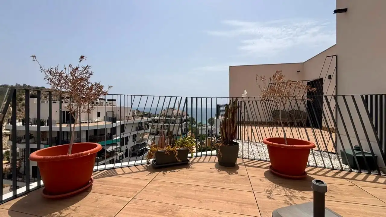Terrasse von Dachboden zur Miete in Villajoyosa / La Vila Joiosa mit Klimaanlage, Terrasse und Möbliert