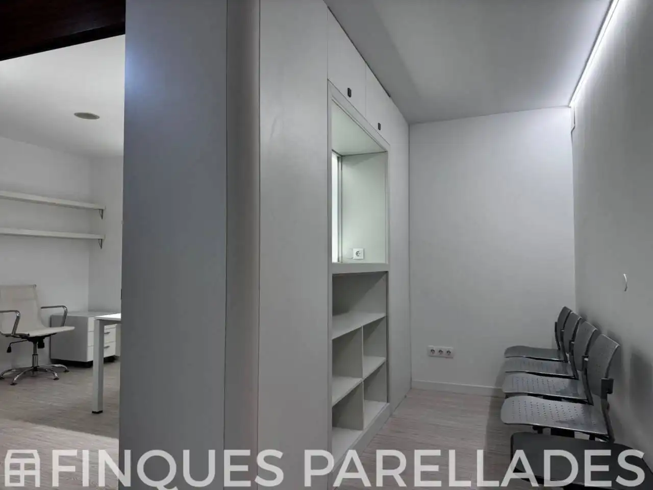 Schlafzimmer von Büro zur Miete in Sitges mit Klimaanlage und Heizung