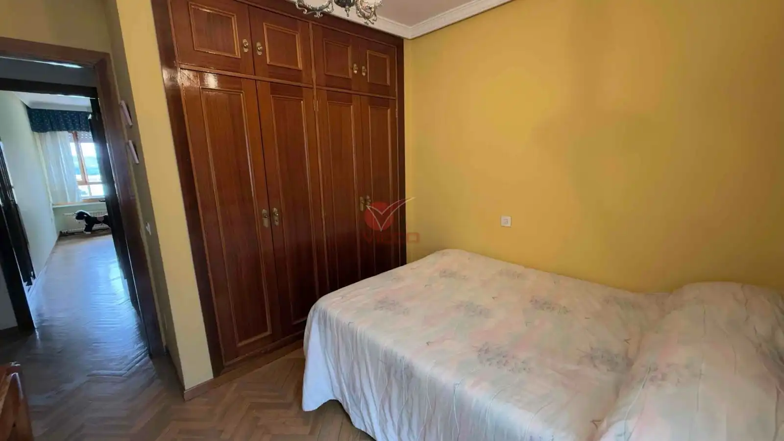 Habitación de Piso en venta en Cuenca con Calefacción, Terraza y Trastero