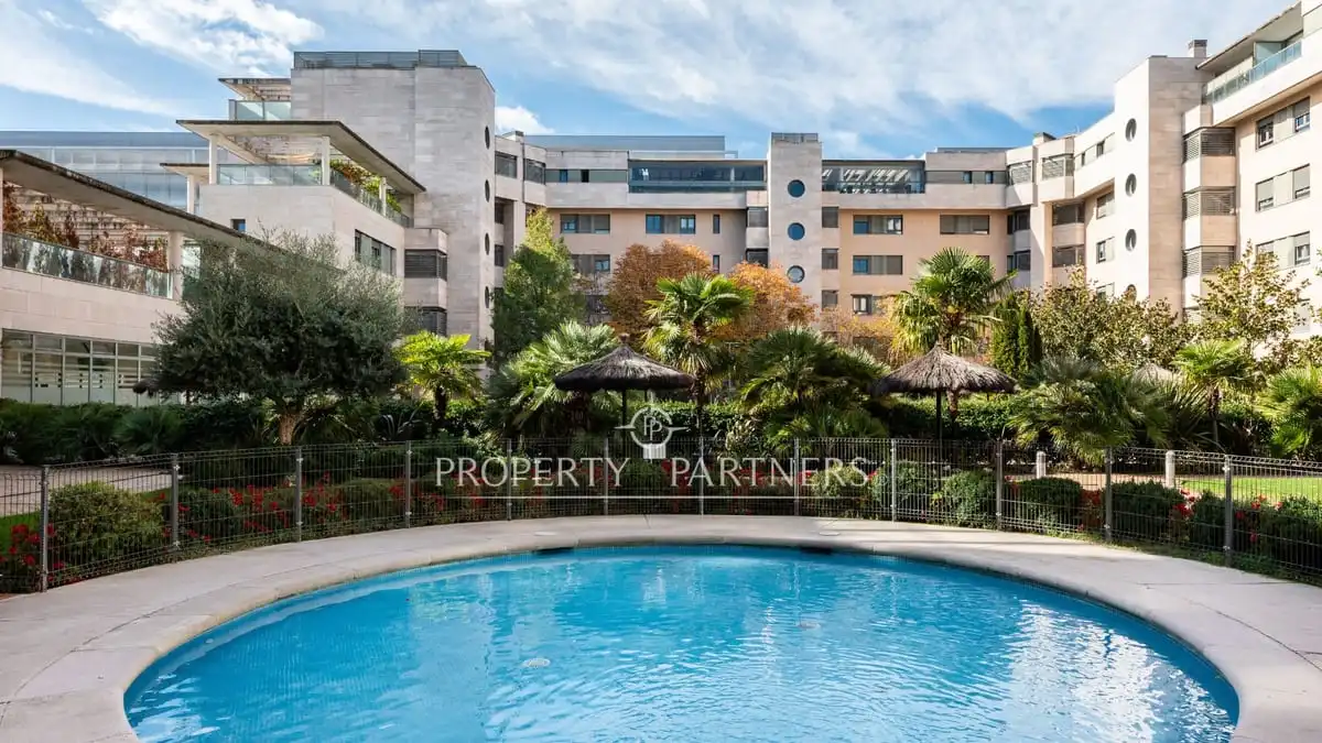 Apartment with pool for sale in Avenida de los Prunos, imagen 19