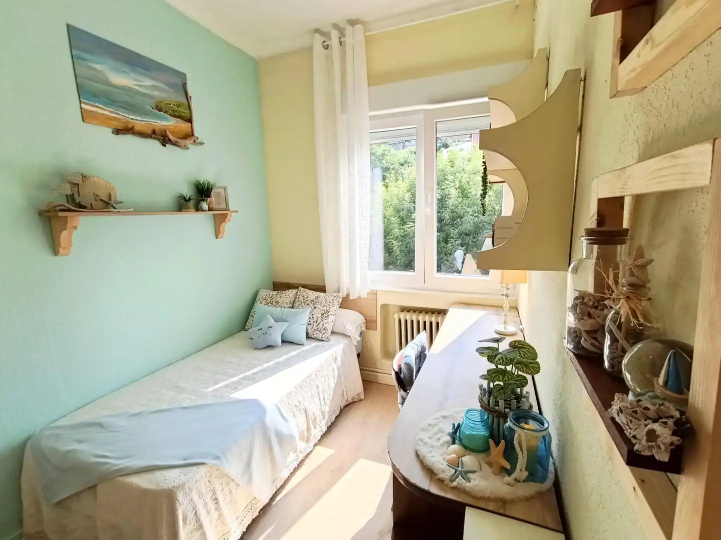 Bedroom of Flat for sale in Langreo  with Heating, Storage room and Furnished