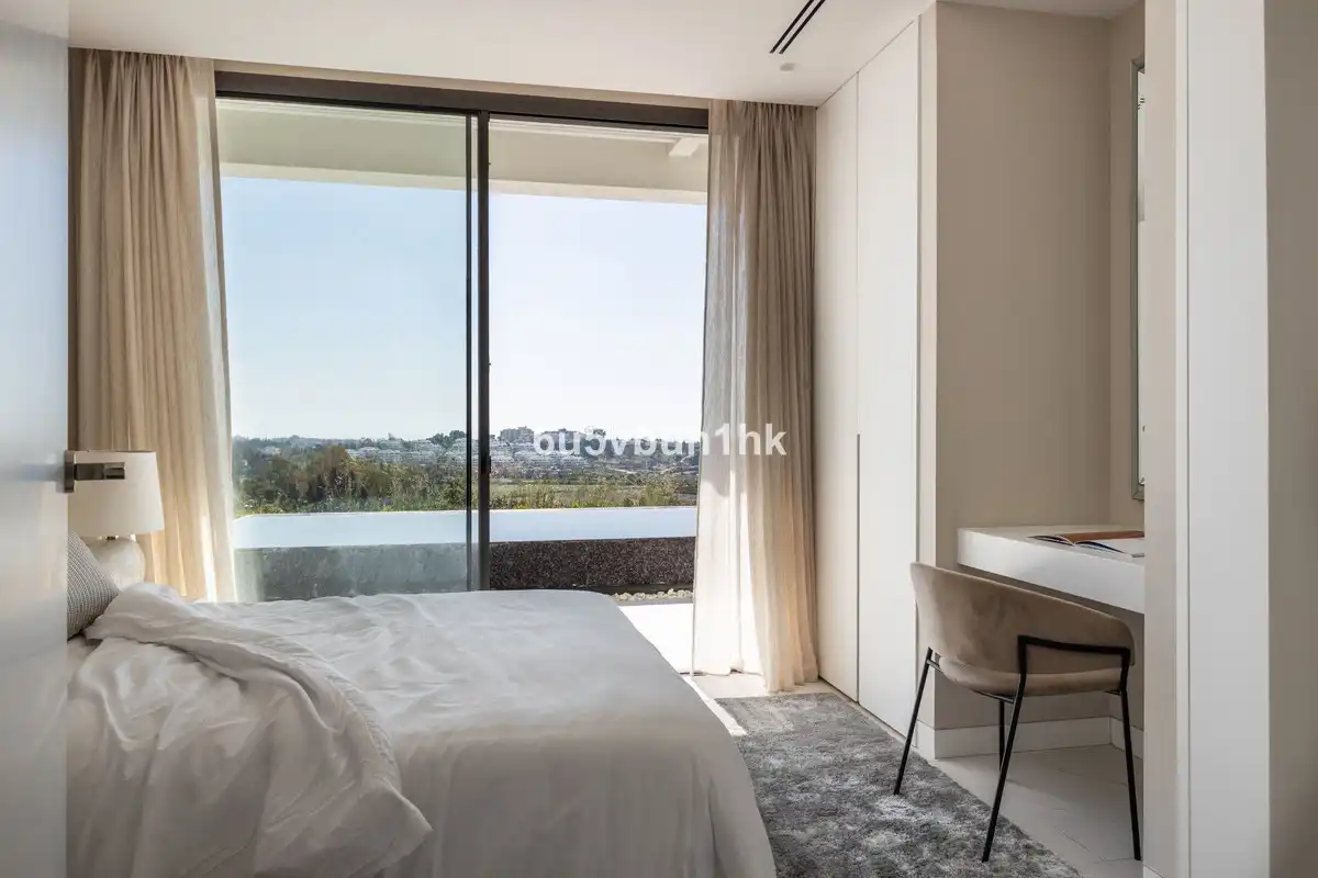 Penthouse with lift for sale in El Paraíso, imagen 3