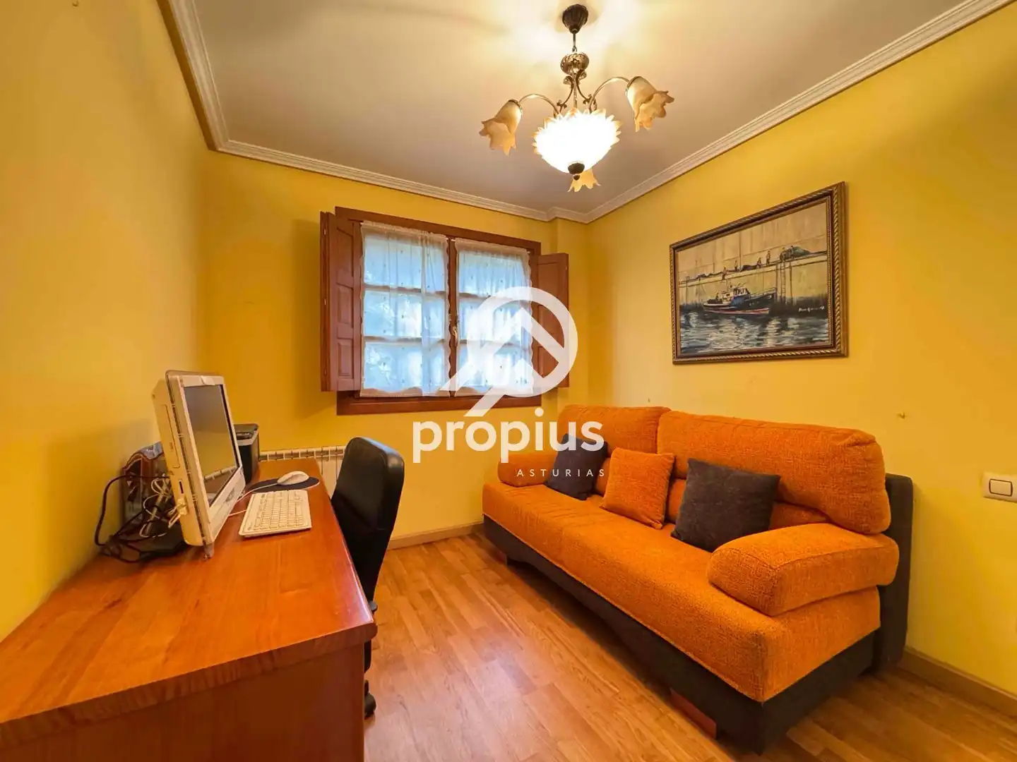 Habitación de Piso en venta en Llanes con Calefacción, Parquet y Trastero