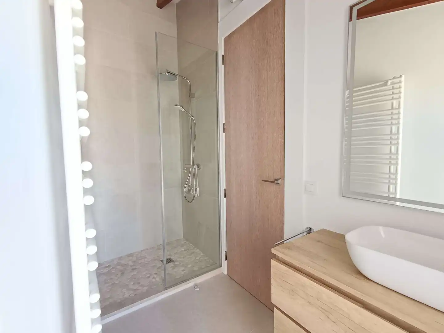 Bathroom of Houses for sale in Llubí  with Heating, Terrace and Furnished