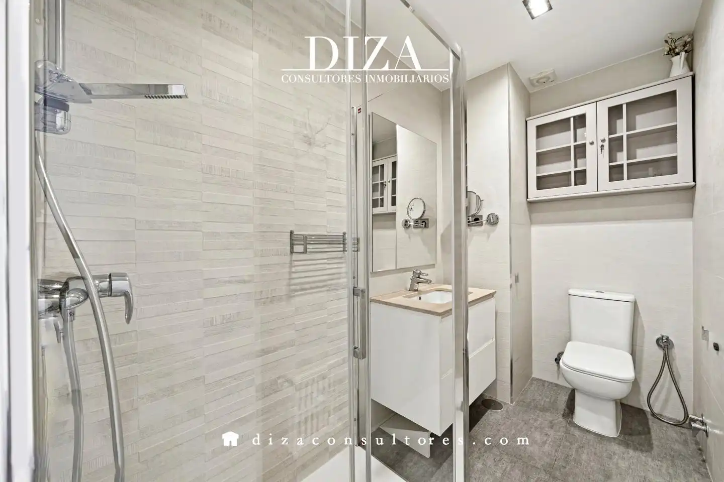 Baño de Piso en venta en Madrid con Aire acondicionado, Calefacción y Terraza