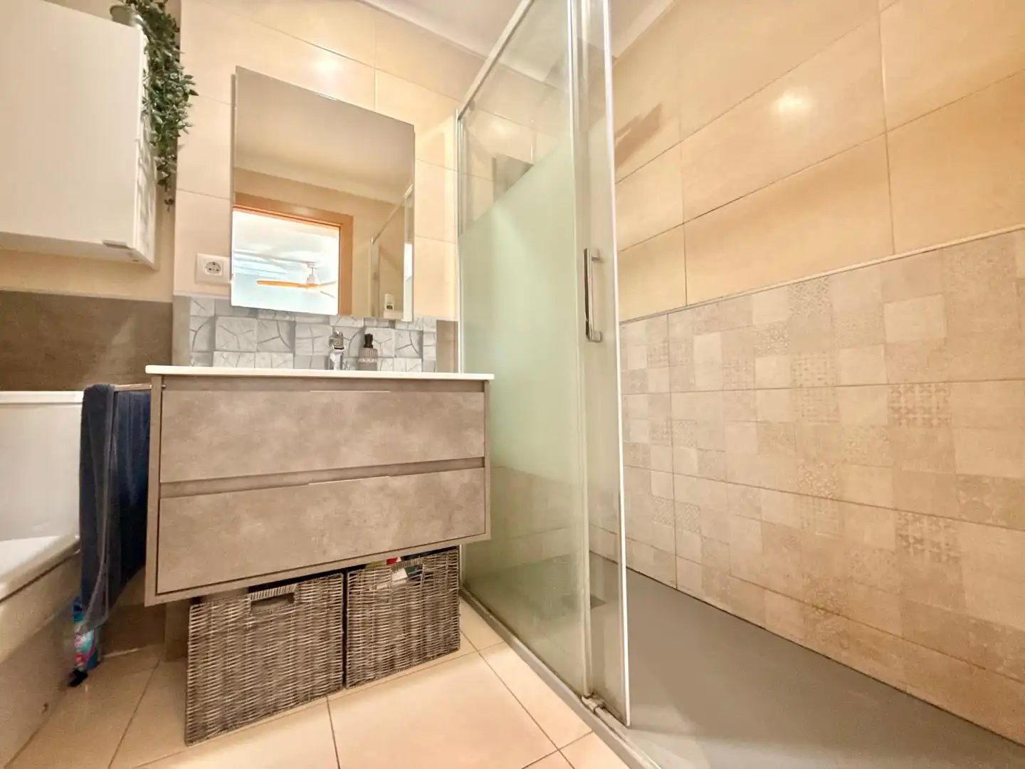 Bathroom of Duplexes for sale in Tordera  with Air Conditioner, Heating and Terrace