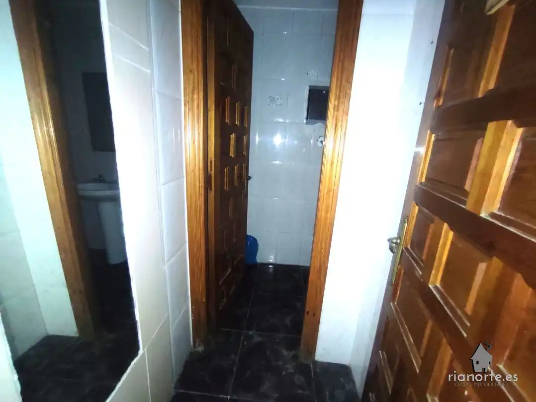 Bathroom of Houses for sale in Langreo  with Terrace and Storage room