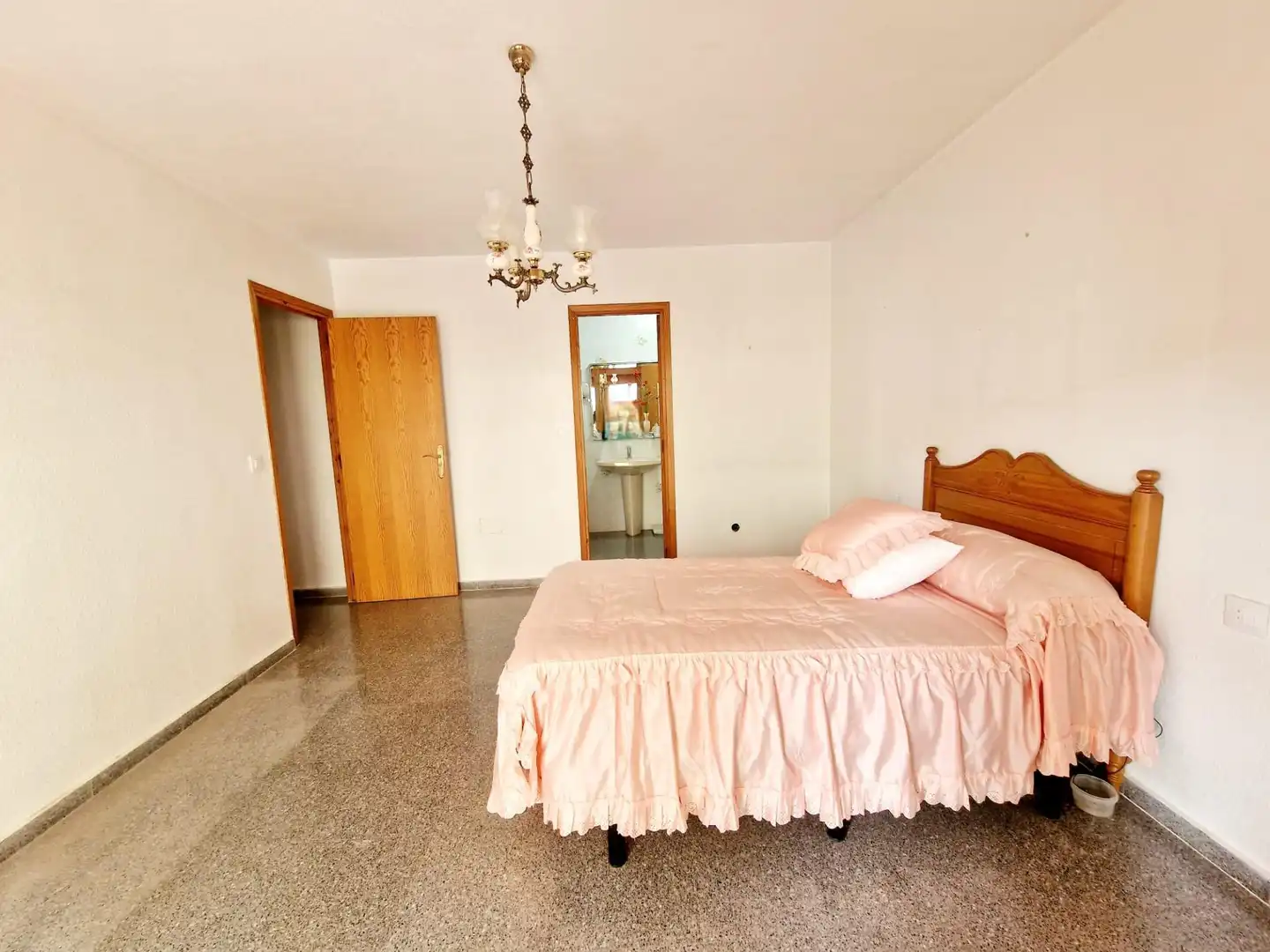 Habitación de Piso en venta en Águilas con Jardín privado, Terraza y Amueblado