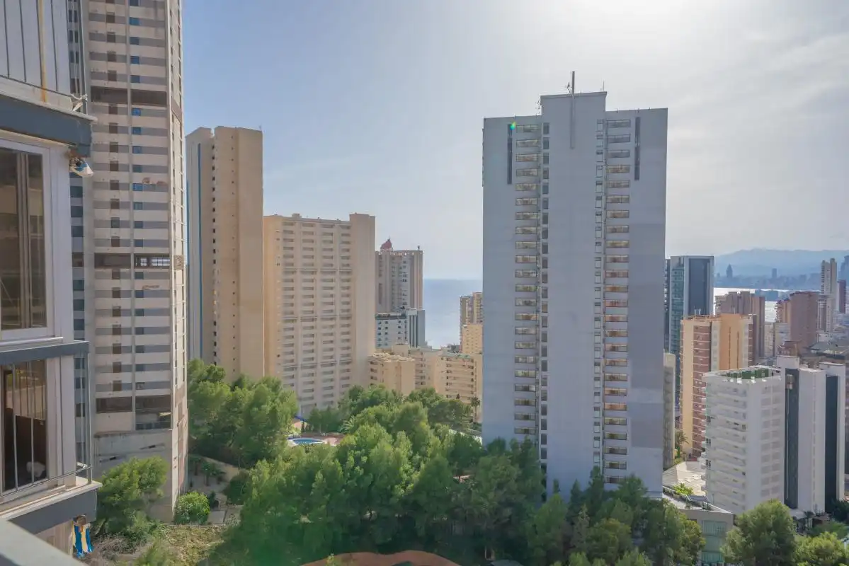 Vista exterior de Pis en venda en Benidorm amb Aire condicionat, Calefacció i Terrassa