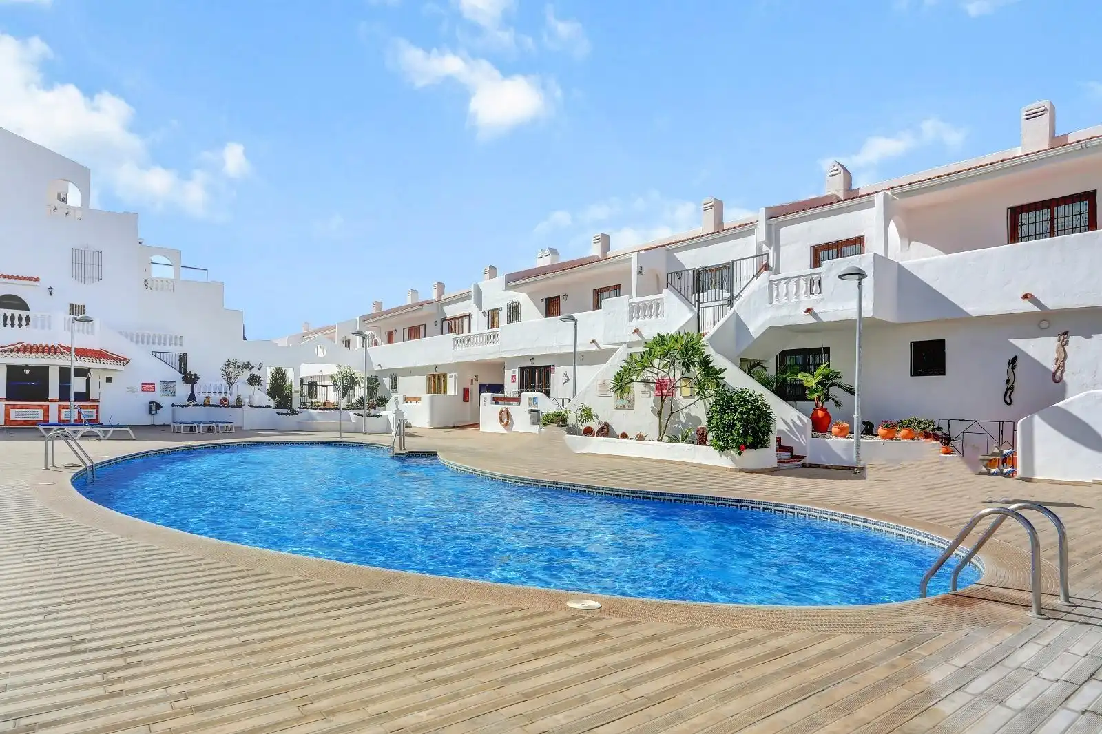 Piscina de Estudi en venda en Arona amb Terrassa, Moblat i Piscina comunitària