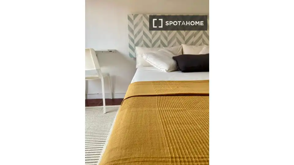 Room in Barrio de Benicalap