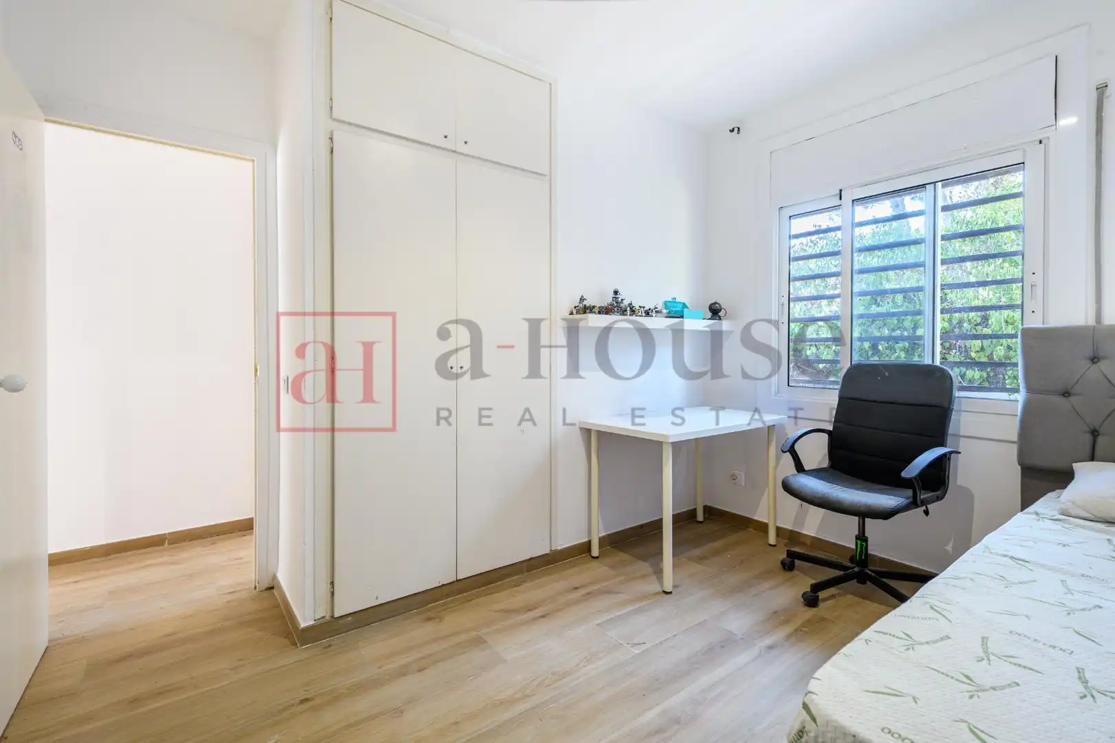 Habitación de Casa o chalet en venta en Olivella con Parquet, Terraza y Piscina