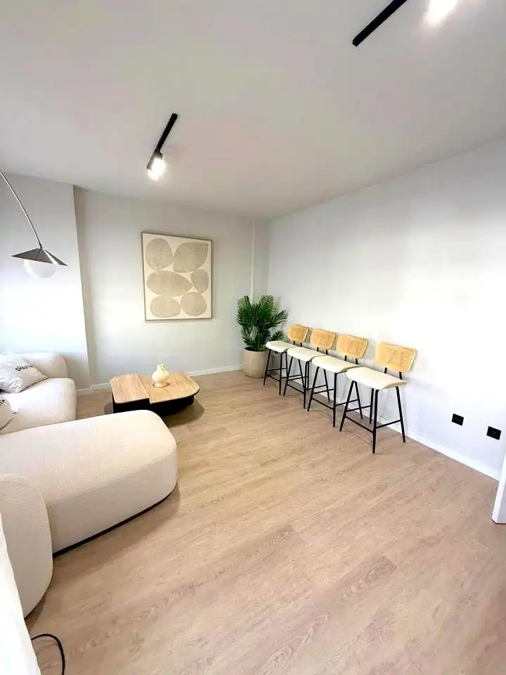Flat with lift for sale in De La República Argentina 111, imagen 2