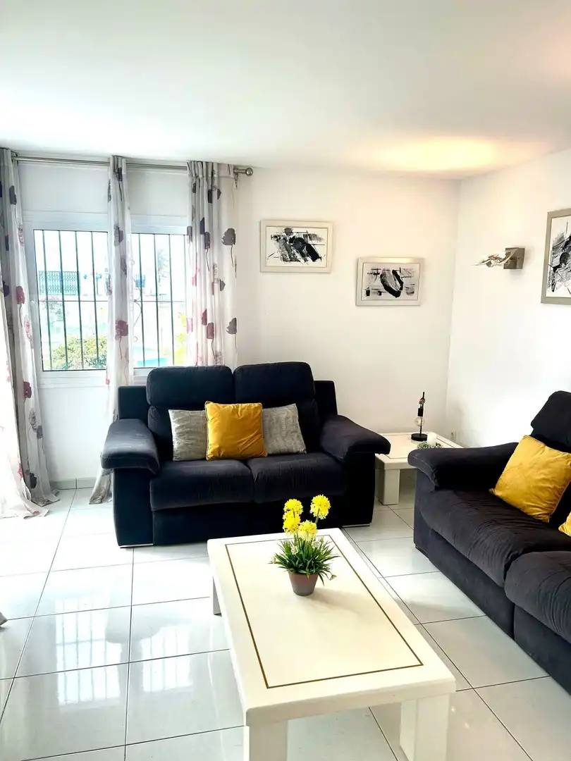 Casa con piscina en venta en Calahonda, imagen 8