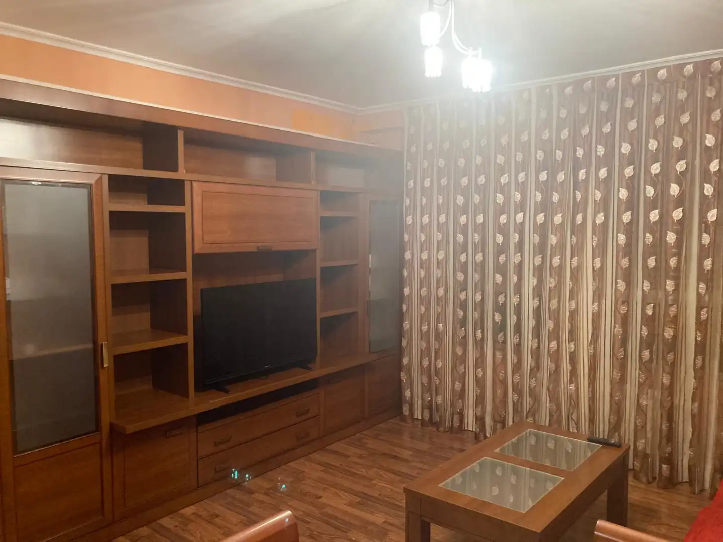 Sala d'estar de Pis de lloguer en Zaragoza amb Calefacció, Moblat i Forn