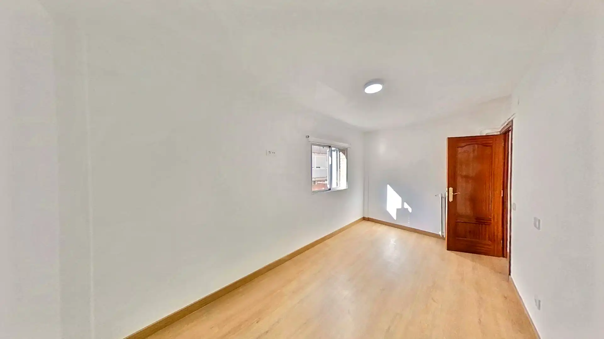Piso de alquiler en Canillejas