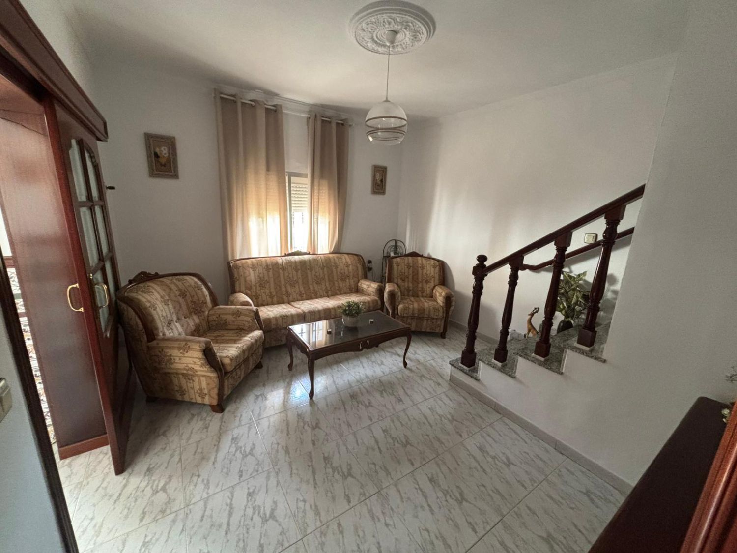 Living room of House or chalet for sale in Alcalá de Guadaira  with Air Conditioner, Terrace and Storage room
