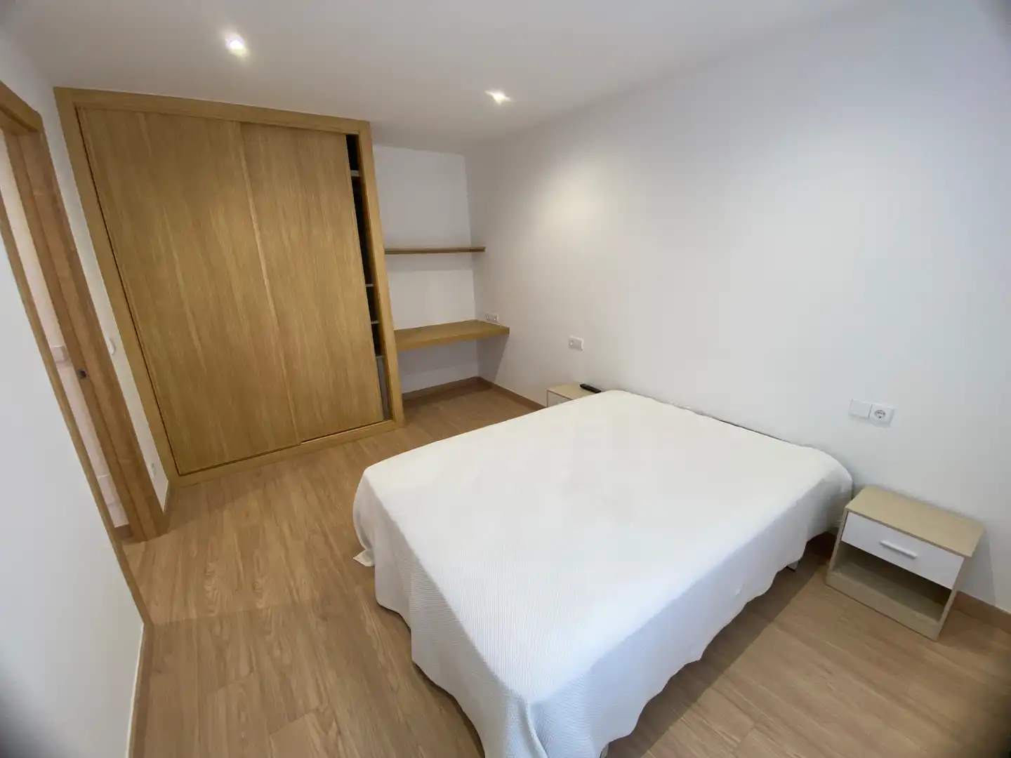 Bedroom of Flat for sale in Vigo   with Heating, Storage room and Furnished