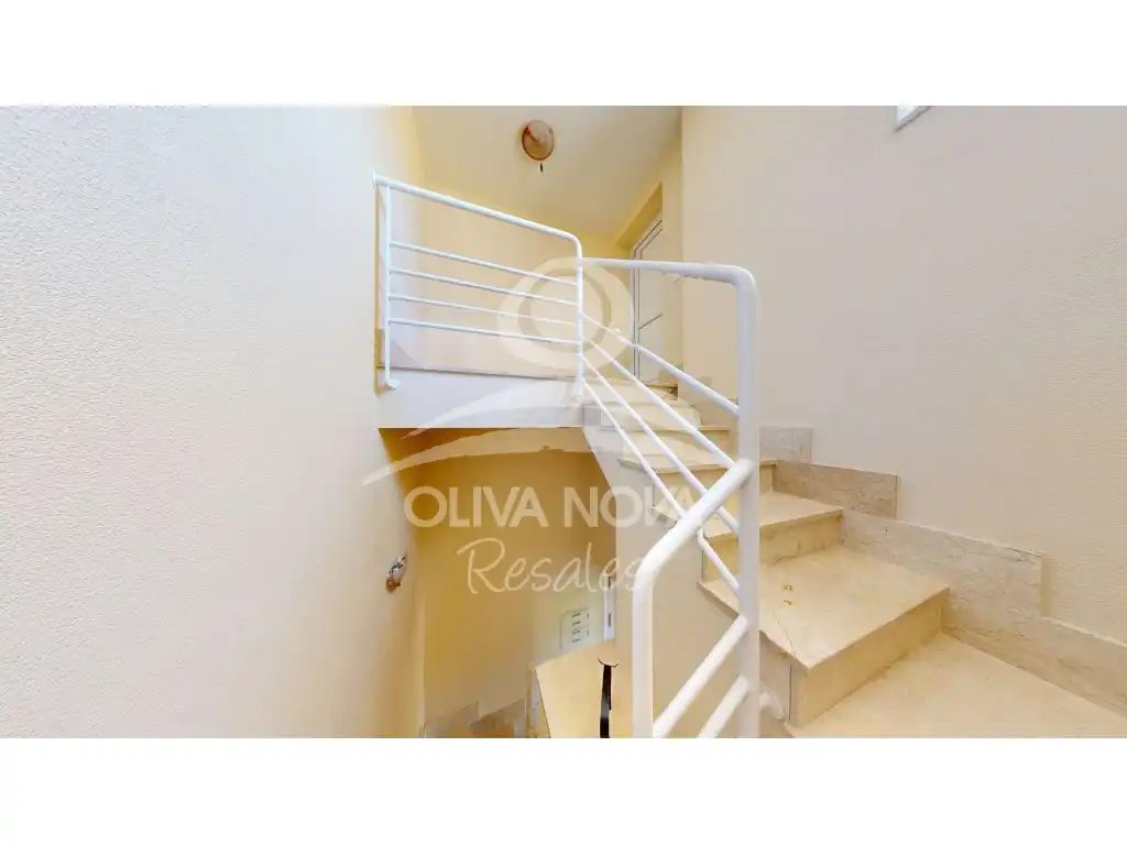 Attic for sale in Oliva  with Terrace, Swimming Pool and Furnished