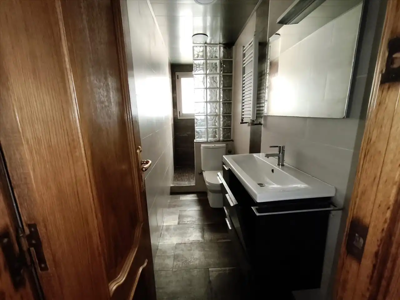 Bathroom of Flat for sale in Salut - Lloreda