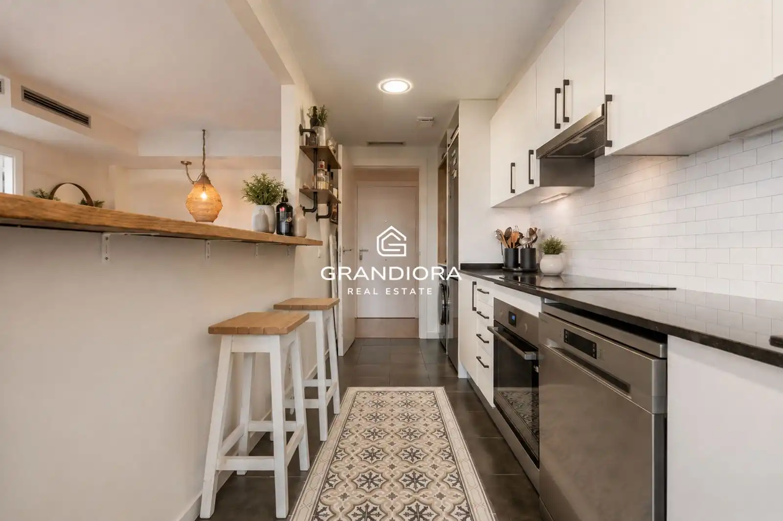 Küche von Wohnung zur Miete in Sant Andreu de Llavaneres mit Klimaanlage, Terrasse und Schwimmbad