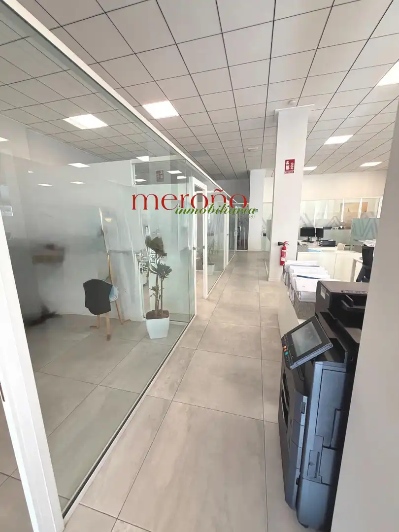 Local de alquiler en Elche / Elx con Aire acondicionado