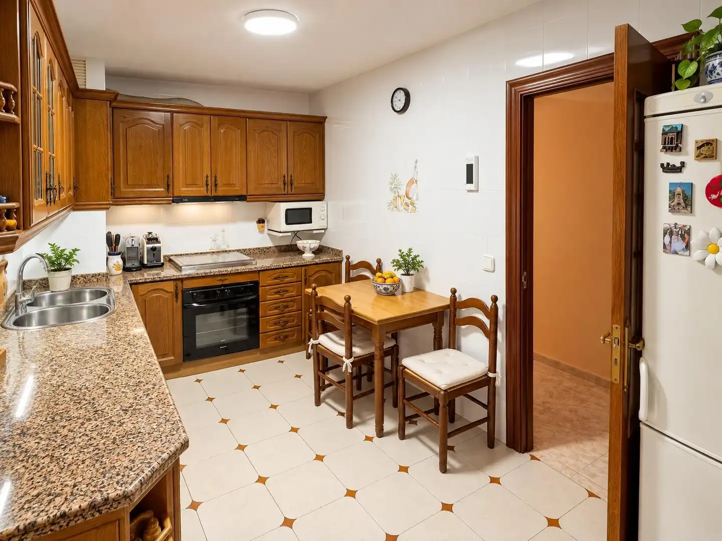 Cocina de Piso en venta en Alicante / Alacant con Terraza y Balcón