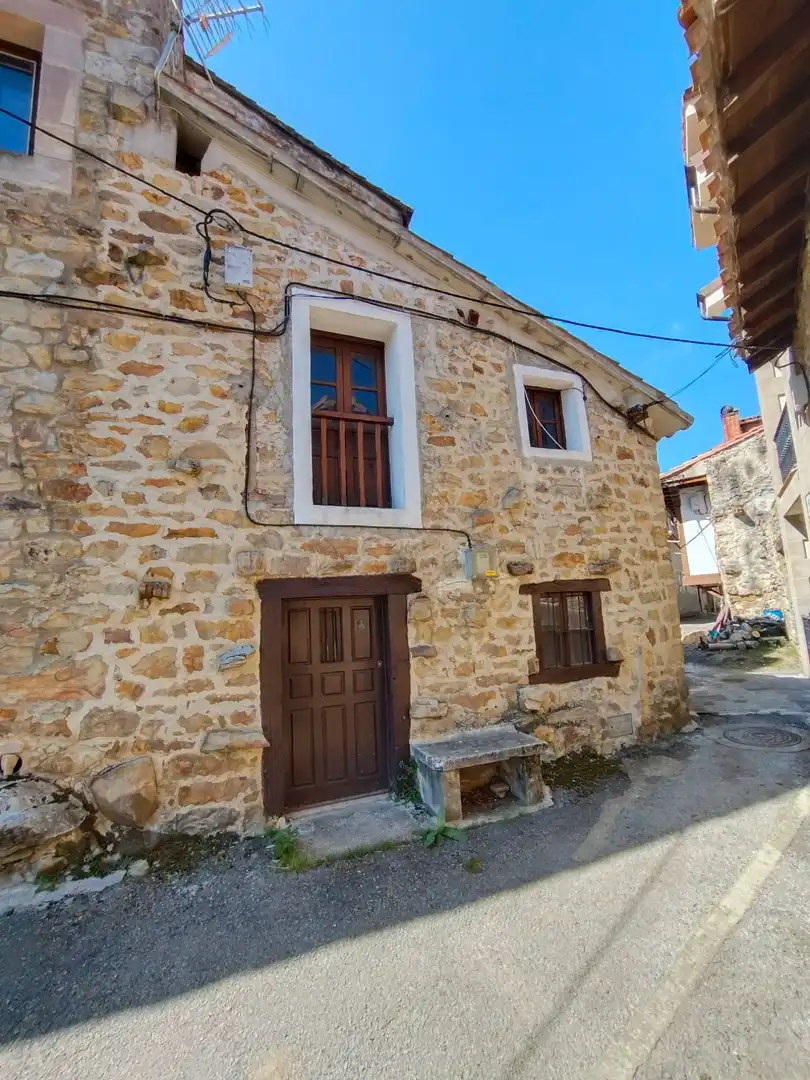 Vista exterior de Casa adosada en venta en Rionansa