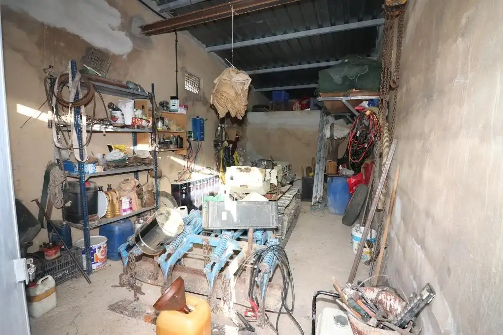 Finca rústica en venda en Buñol amb Jardí privat, Terrassa i Traster