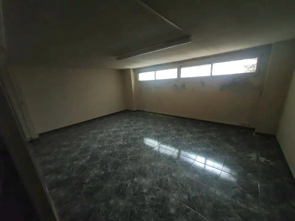 Business premises for sale in Este, imagen 13