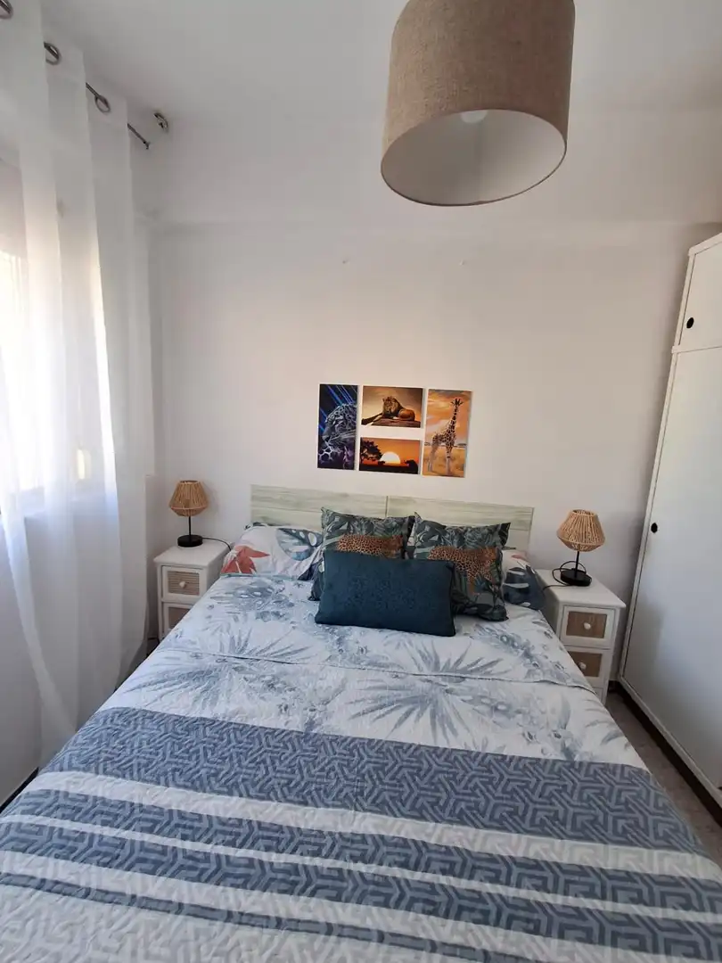 Schlafzimmer von Wohnung zum Verkauf in Cádiz