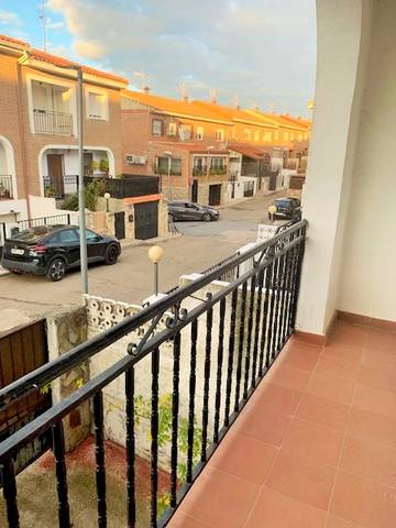 Casa adosada en Venta en Calle el Tejar en Recas