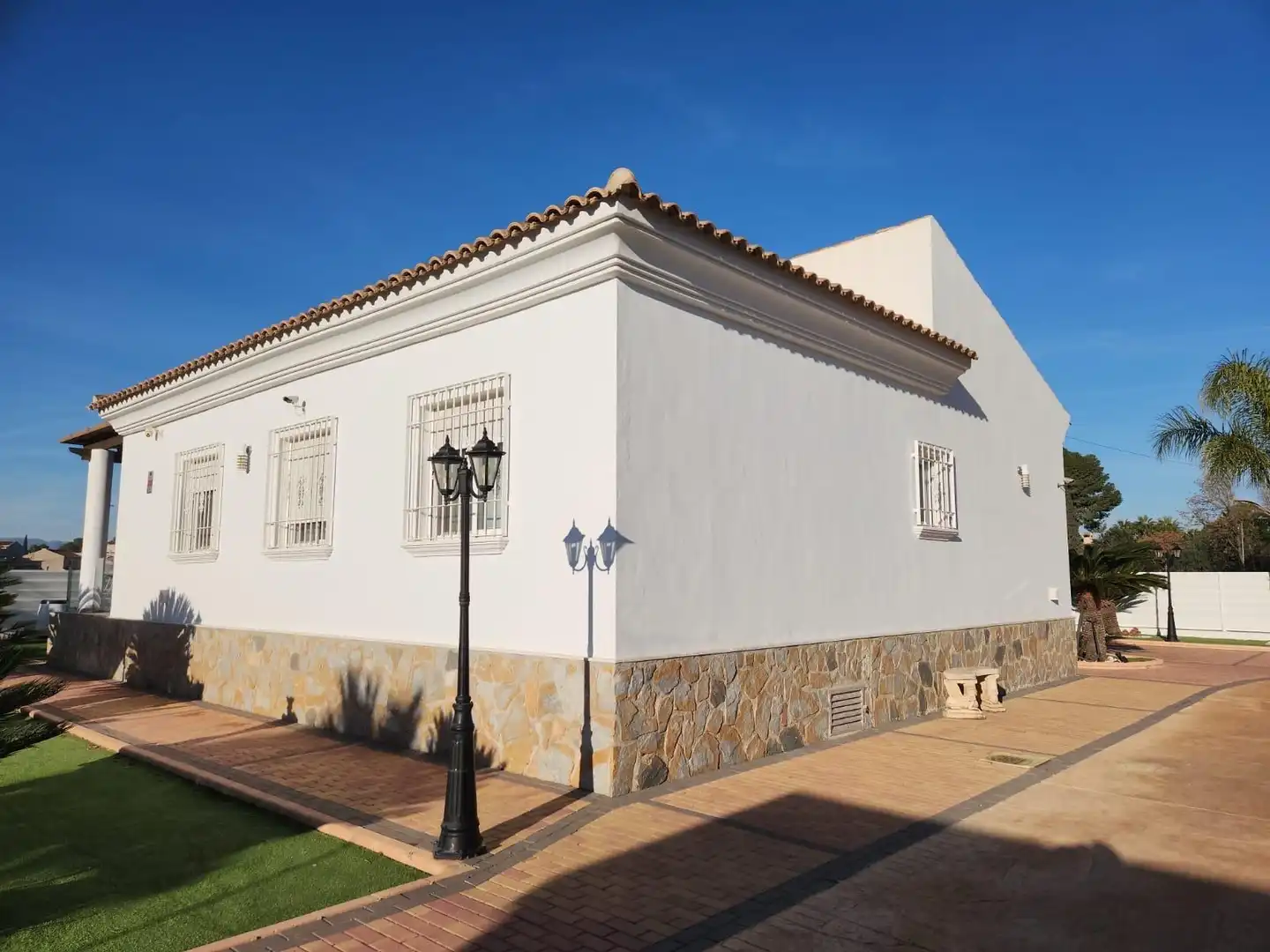 Vista exterior de Casa o xalet en venda en Alcantarilla amb Aire condicionat, Calefacció i Jardí privat