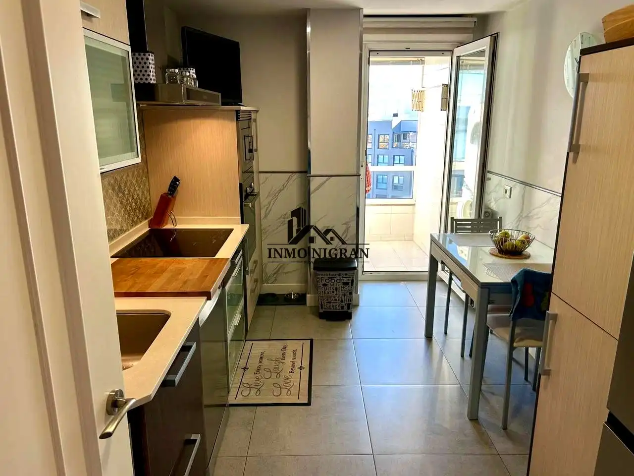 Cocina de Dúplex en venta en Vigo  con Calefacción y Terraza