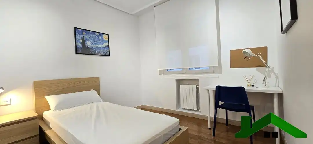 Habitación de Piso de alquiler en Bilbao  con Calefacción, Terraza y Horno