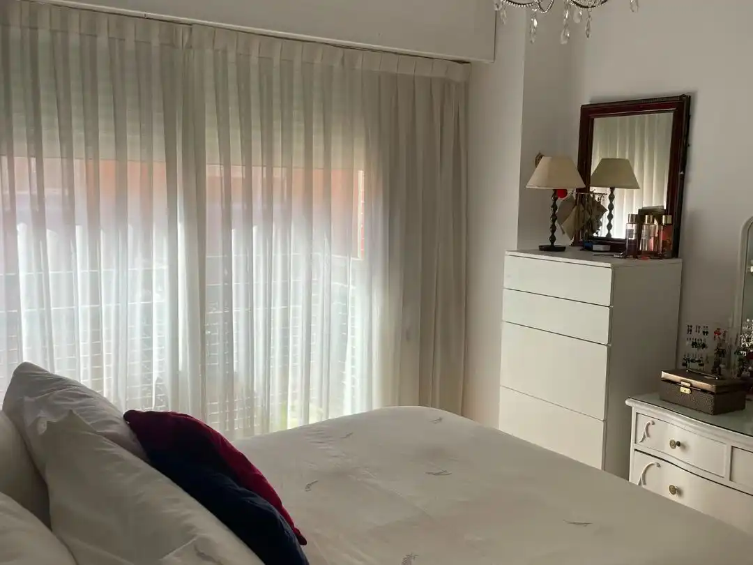 Schlafzimmer von Wohnungen zum Verkauf in  Madrid Capital