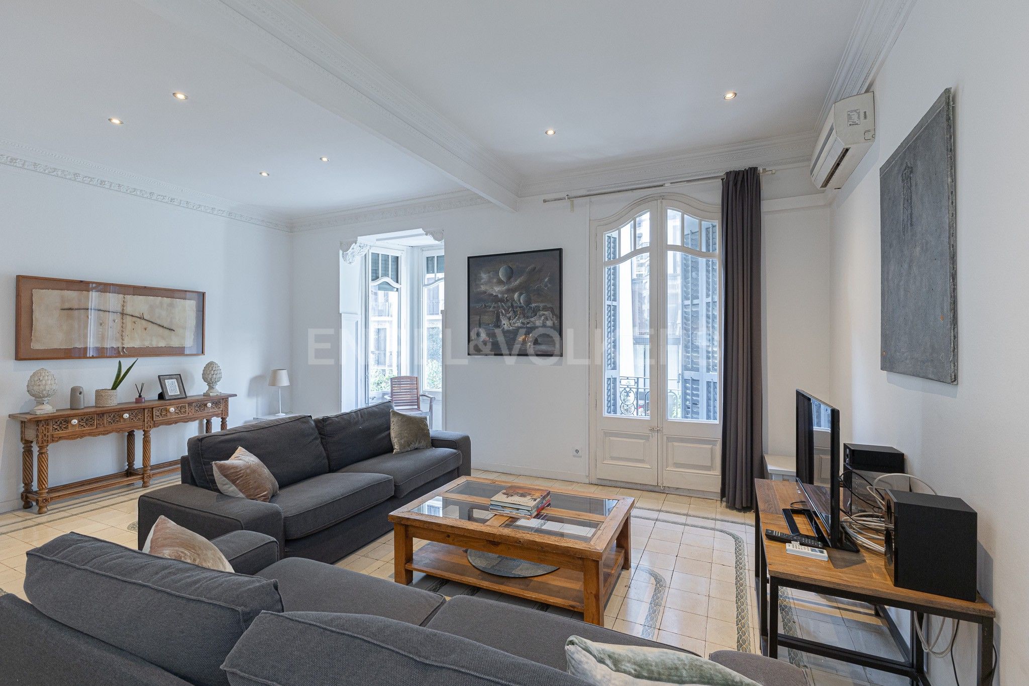 Living room of Apartment for sale in  Barcelona Capital  with Air Conditioner, Heating and Balcony