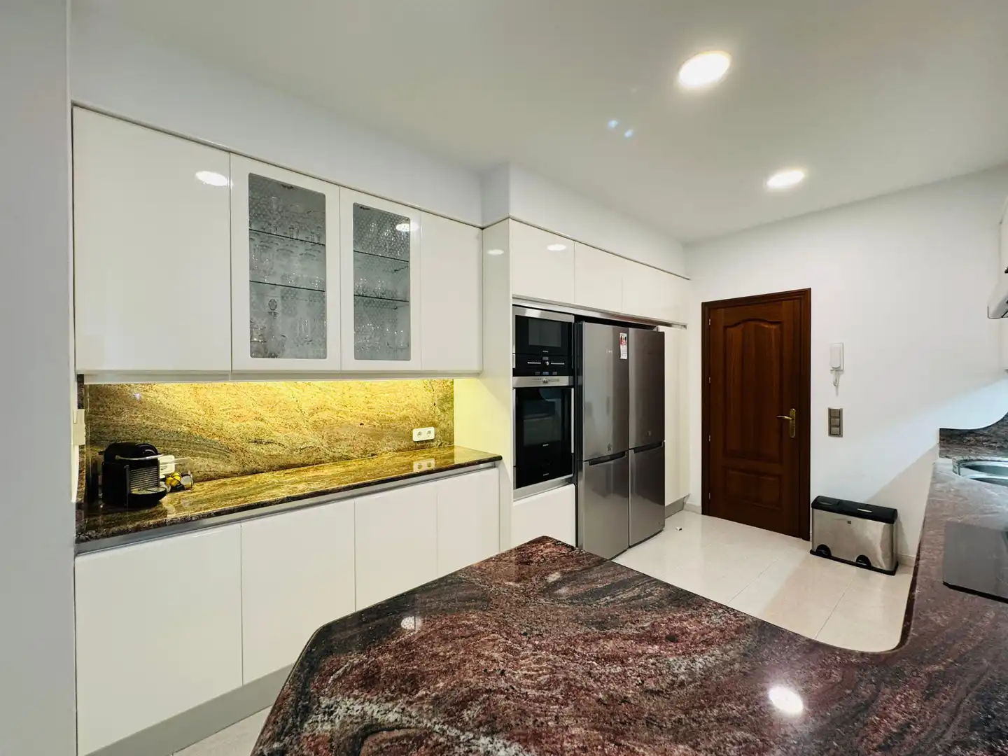 Cocina de Casa o chalet en venta en Figueres con Aire acondicionado, Calefacción y Terraza