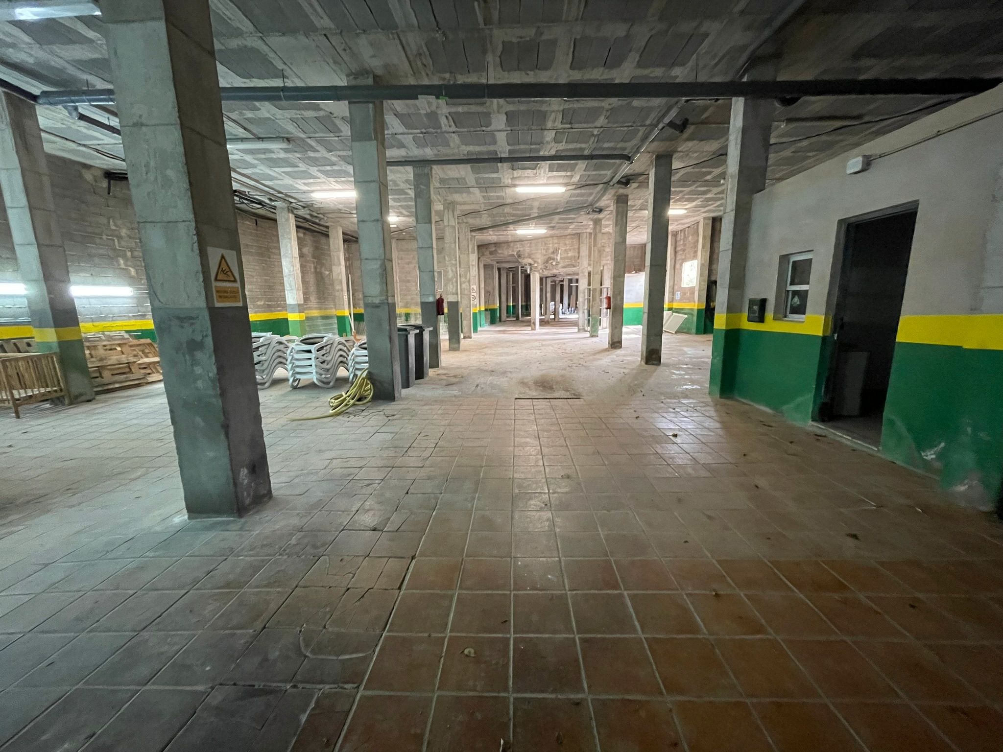 Garage to rent in Santanyí