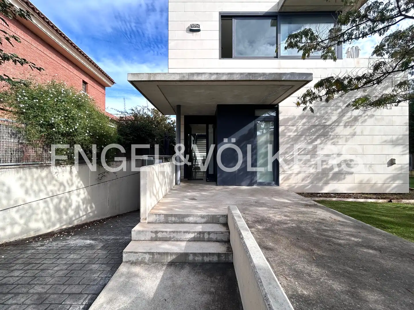 Vista exterior de Casa o chalet en venta en Cambrils con Calefacción, Jardín privado y Terraza