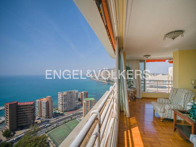 Piso en Venta en Carrer Diosa Tanit en Albufereta