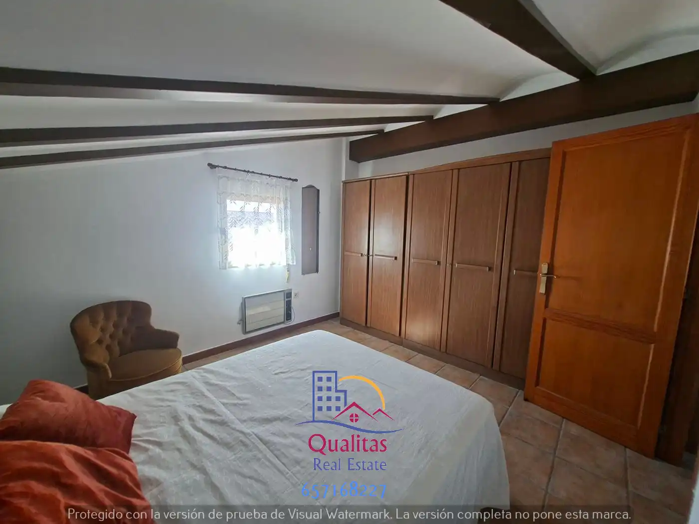 Habitación de Casa o chalet de alquiler en Oliva con Aire acondicionado, Jardín privado y Terraza