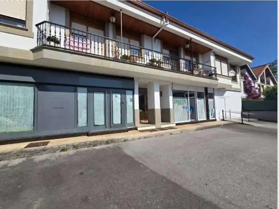 Local comercial en venda a Rasines