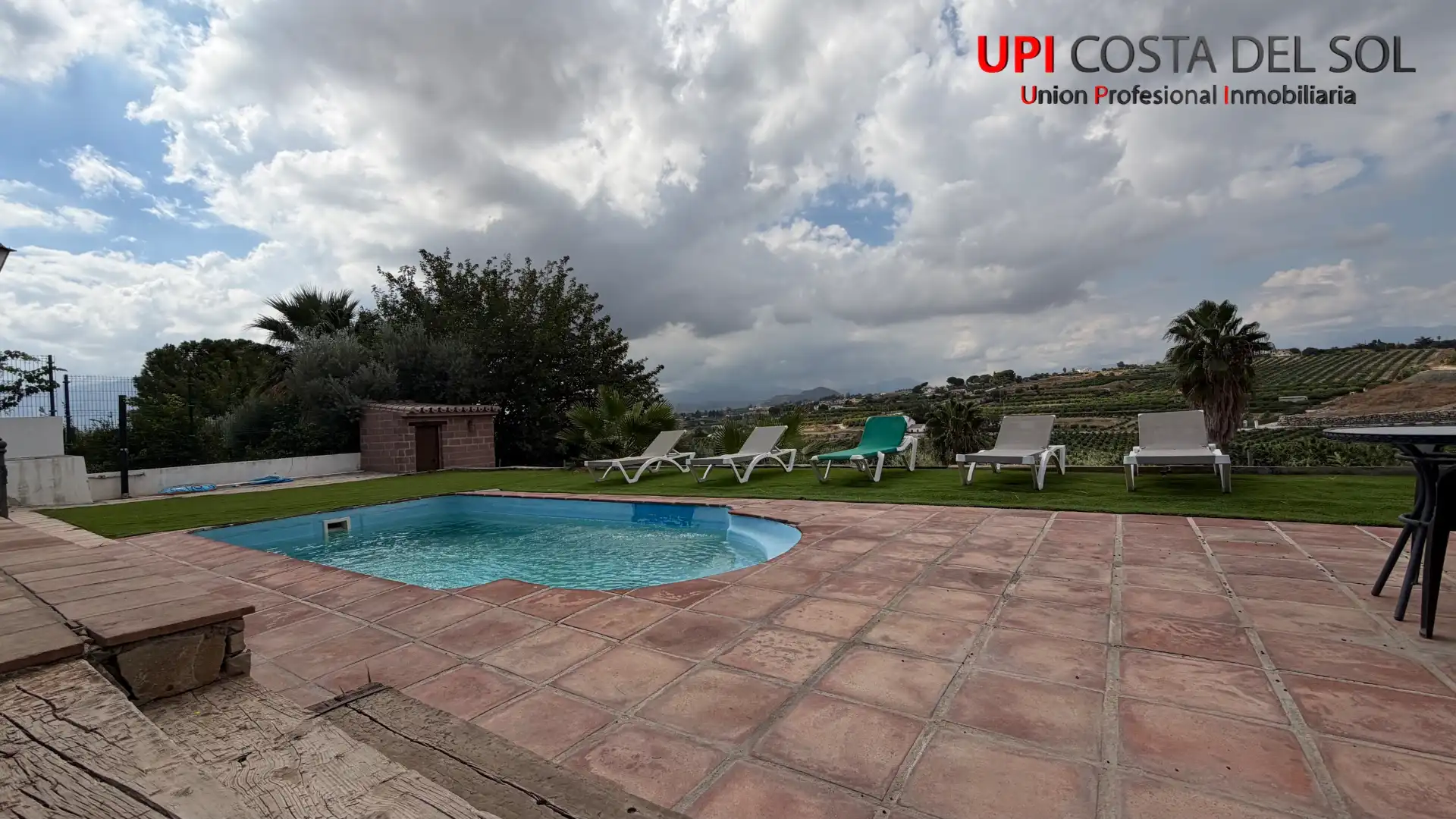 Piscina de Finca rústica en venta en Cártama con Aire acondicionado, Jardín privado y Terraza