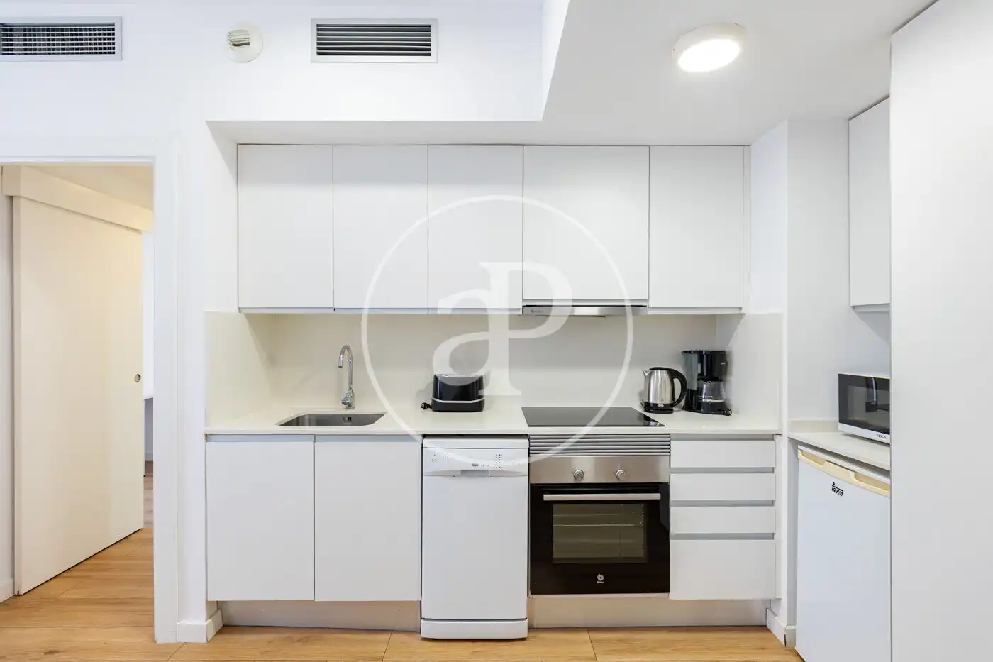 Cocina de Piso en venta en Barcelona con Aire acondicionado, Calefacción y Piscina comunitaria