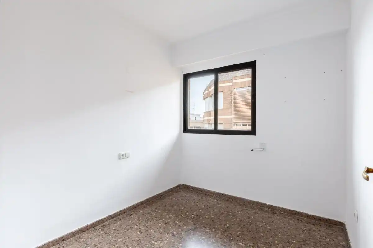 Bedroom of Attic for sale in Picassent  with Air Conditioner, Heating and Terrace