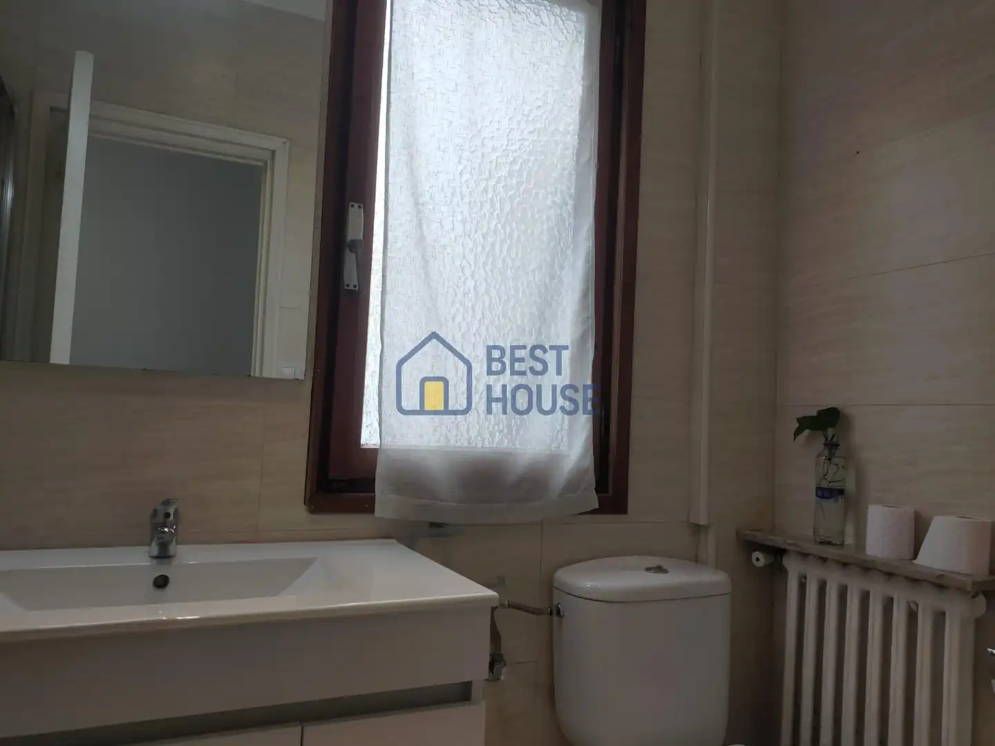 Bathroom of Flat for rent in León Capital   with Heating and Terrace