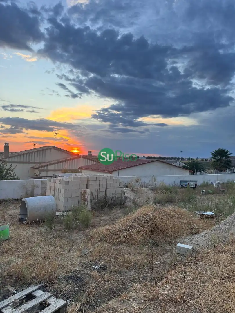 Residencial en venta en Avenida Tocecantos-Madrid I, Cedillo del Condado