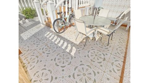 Foto 4 de Apartament en venda a Calle Licenciado Vidriera, 8-m, Aguas Nuevas, Torrevieja
